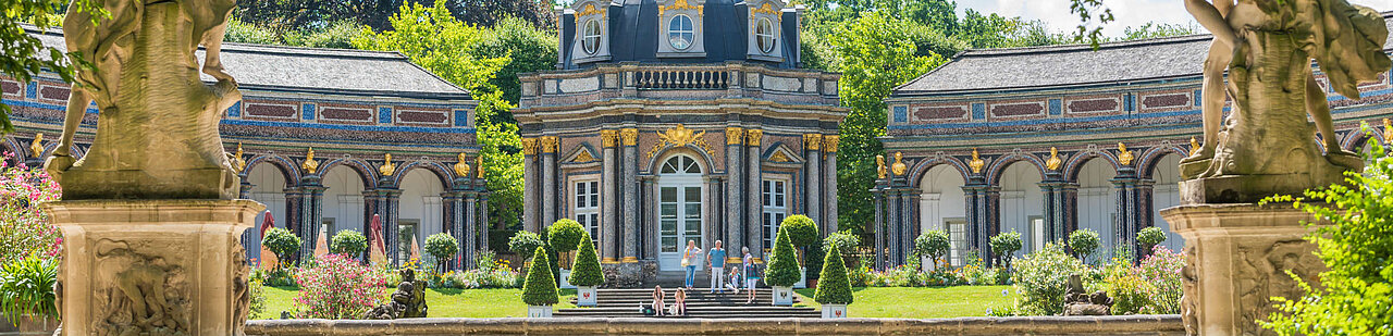 Das Foto zeigt einen Ausschnitt der Eremitage Bayreuth.